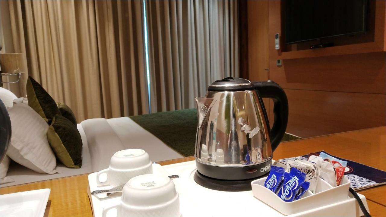Alīgarh Hotel Orchid Blu מראה חיצוני תמונה