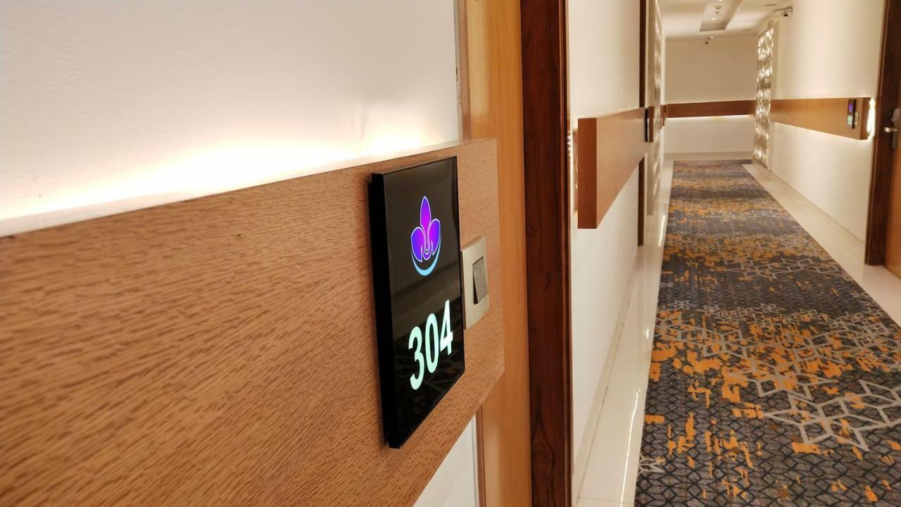 Alīgarh Hotel Orchid Blu מראה חיצוני תמונה
