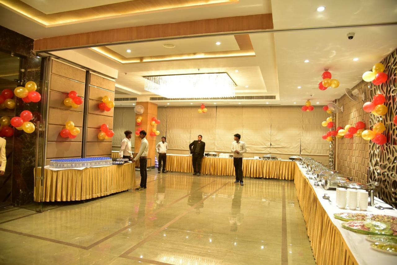 Alīgarh Hotel Orchid Blu מראה חיצוני תמונה